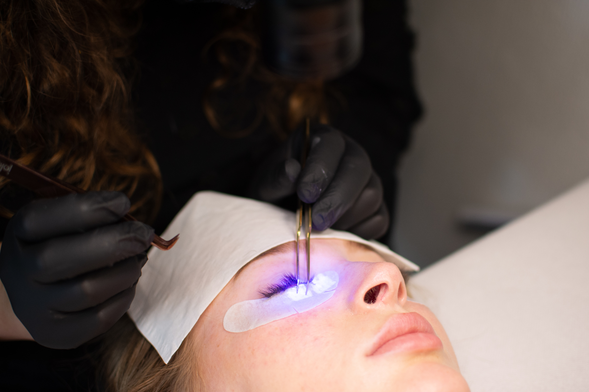 Szkolenie JoLash UV – praca z lampą UV